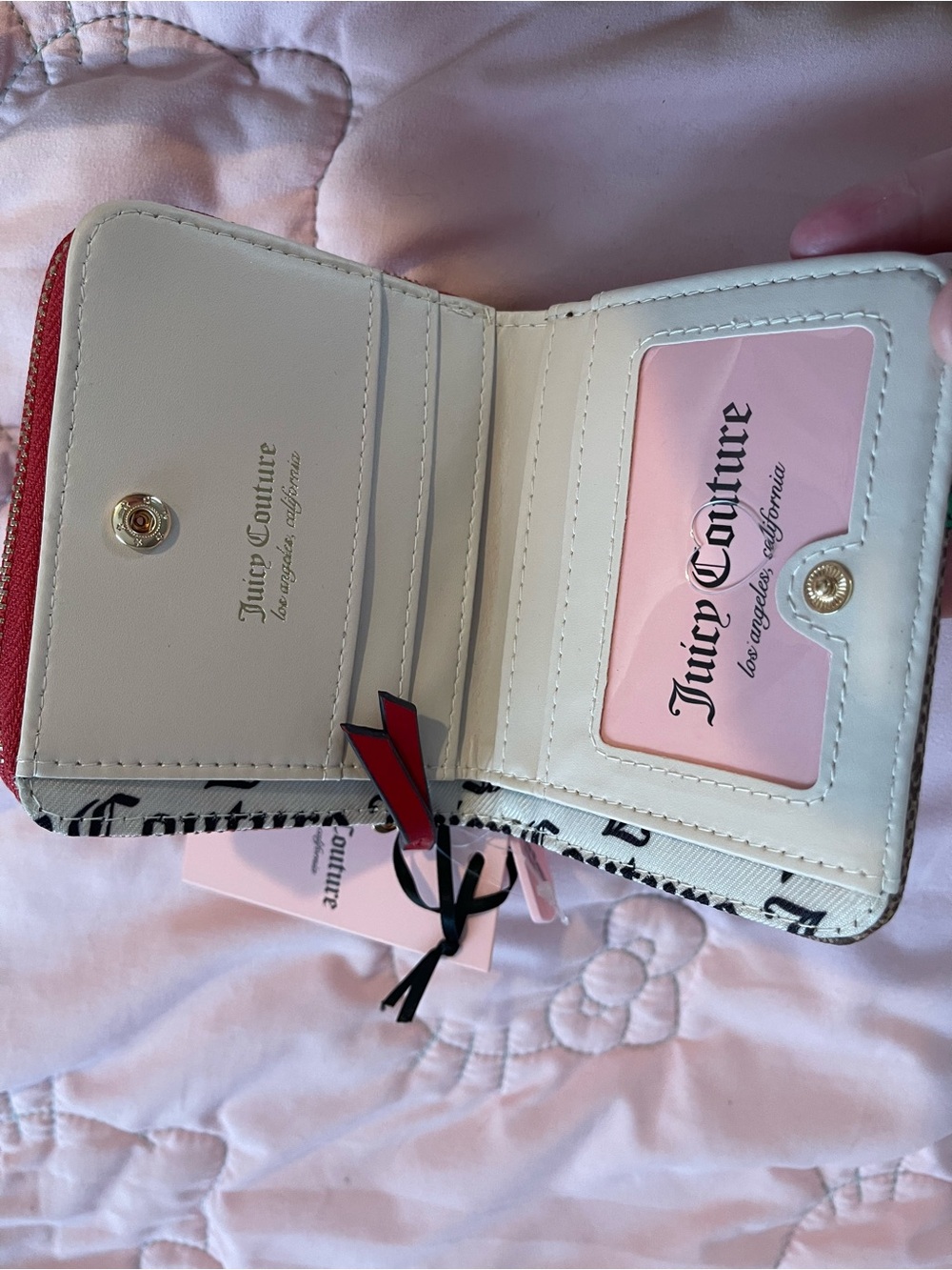 Juicy Couture Strawberry Logo Wallet - - Picture 4 of 5